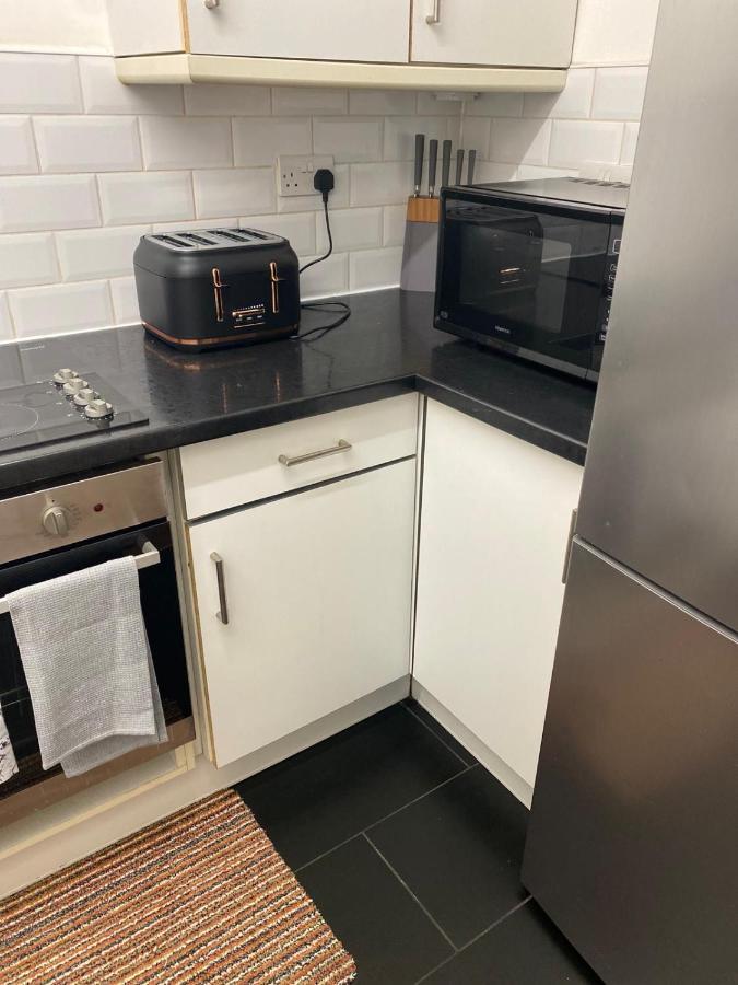 ロンドンStreatham High Streetアパートメント エクステリア 写真