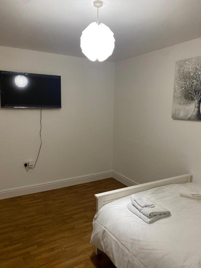 ロンドンStreatham High Streetアパートメント エクステリア 写真